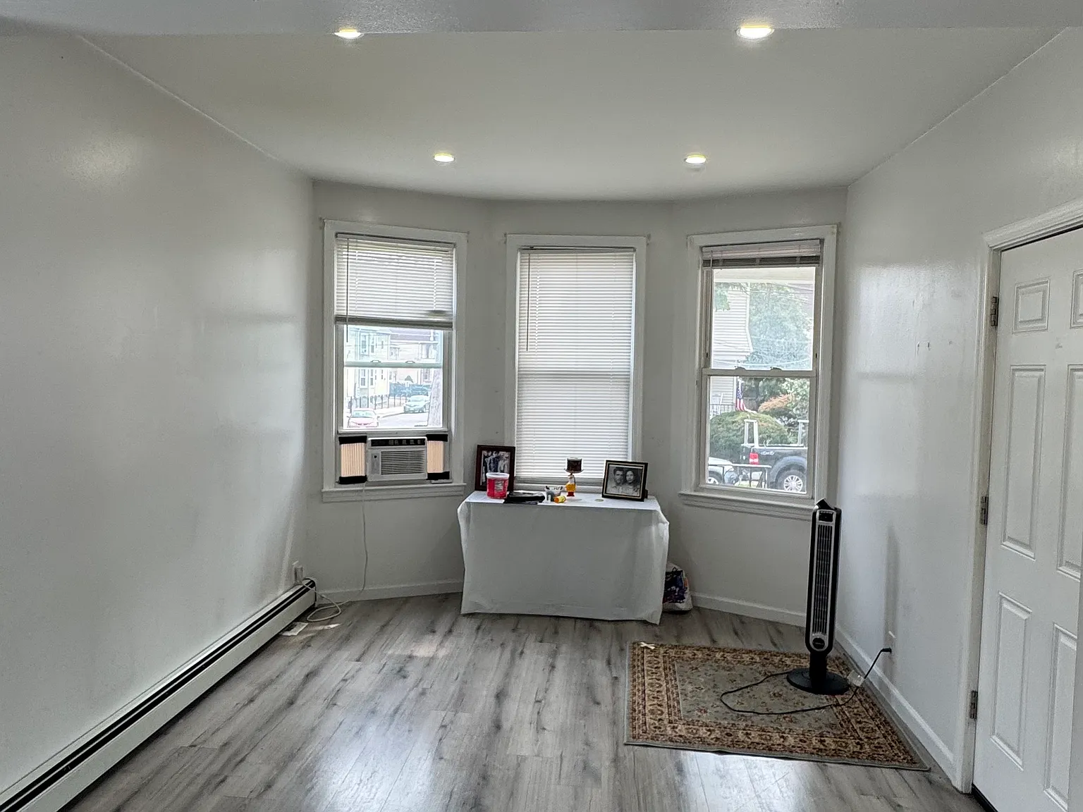 45 Rutland Ave — Photo 2