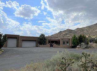 12 Matisse Rd, Albuquerque, NM 87123