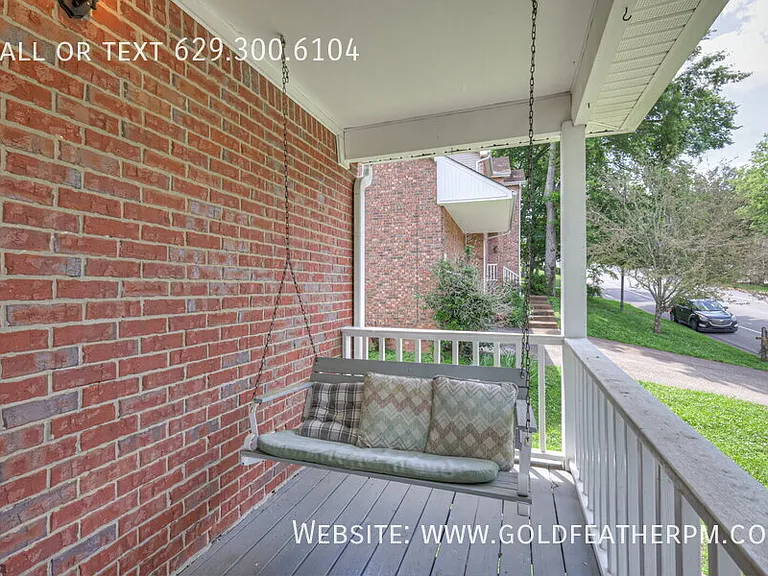 5888 Woodlands Ave — Photo 5