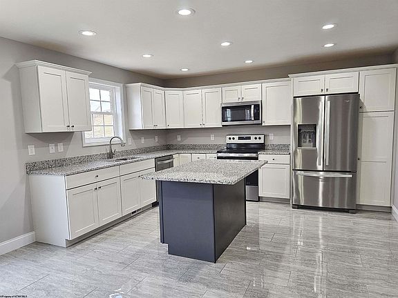 2nd image of 731 Auburn Ln