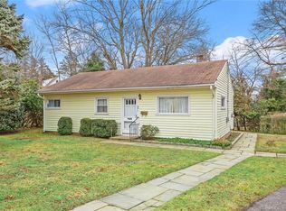 96 Lewelyn Rd, Stamford, CT 06902