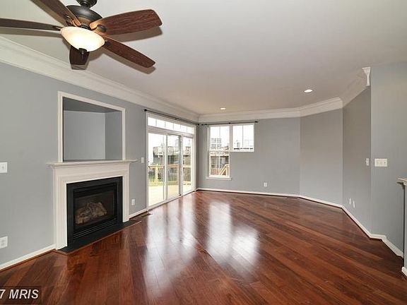 5th image of 42500 Regal Wood Dr