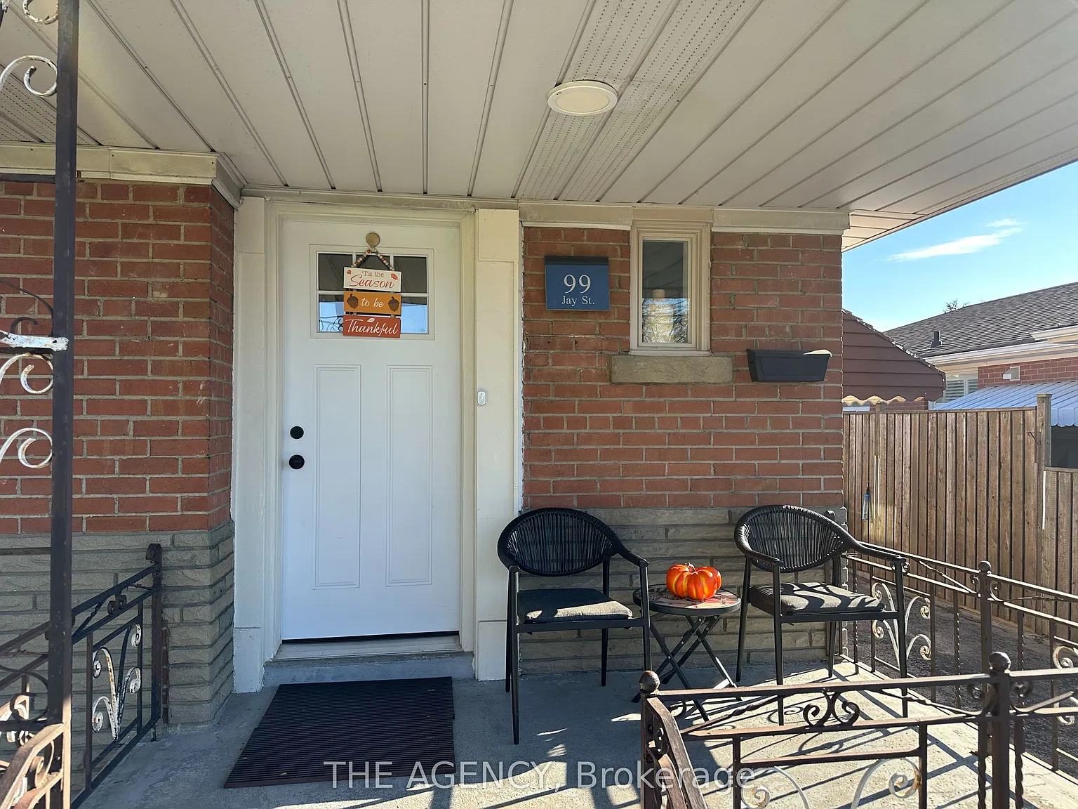 3 bed, $2,850 — Photo 2