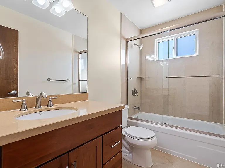 3801 Market St #4 — Photo 22