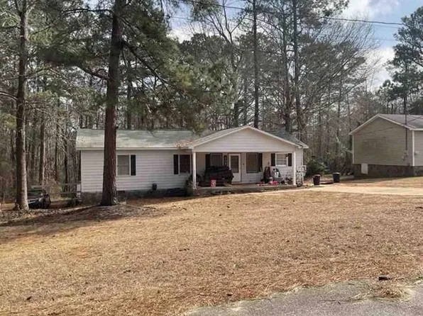 469 Music Row, Forsyth, GA 31029