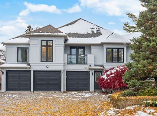 2 Huntingwood Ct, Vaughan, ON L4H1A7