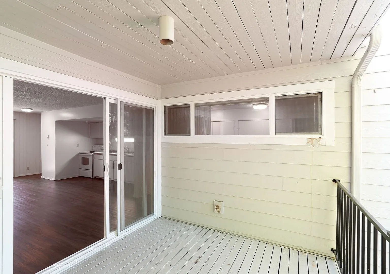 287-Whitman Street — Photo 2