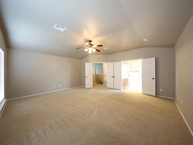 2203 Ryan Dr — Photo 18