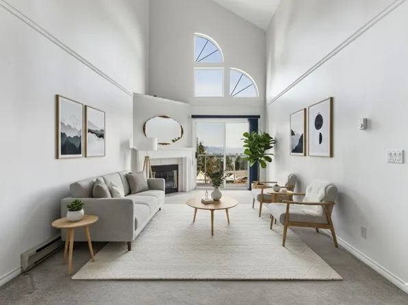 455 Bromley St #308, Coquitlam, BC V3K 6N7