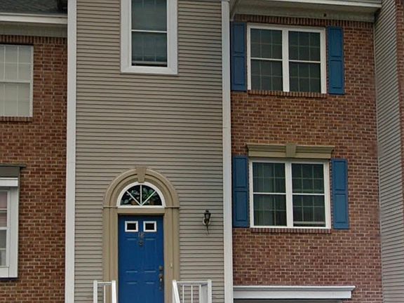 2nd image of 18 Middlesex Rd