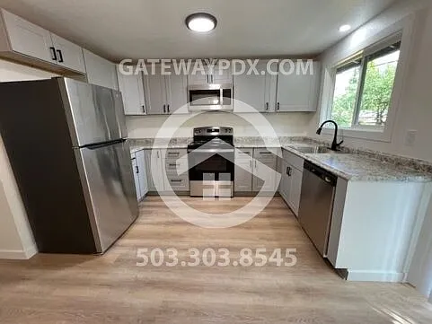 10746 SE Holgate Blvd — Photo 6
