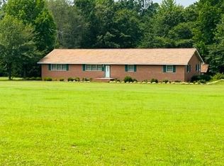 737 Winterwood Rd, Kershaw, SC 29067
