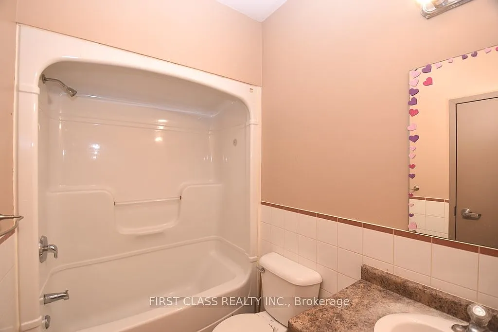1 bed, $1,300 — Photo 4