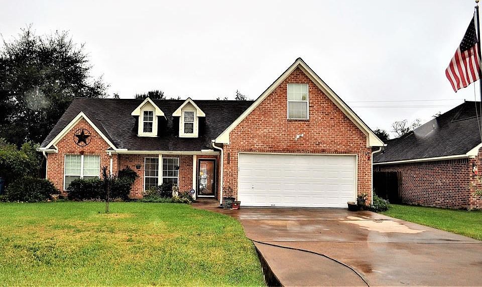 1st image of 31607 Cypress Cir