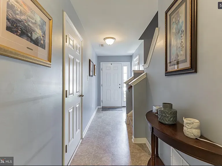 423 Dogwood Dr — Photo 5