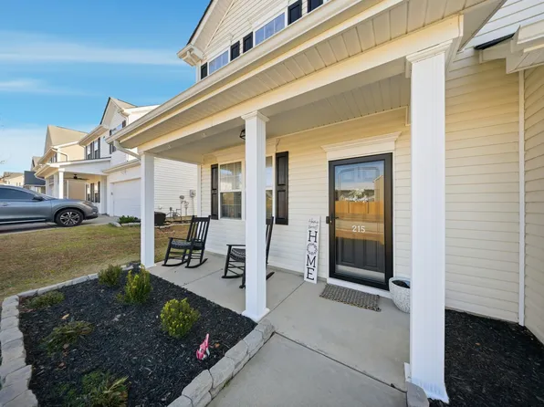 215 Black Pine Ct, Lexington, SC 29073