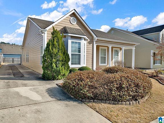2nd image of 4016 Kelly Creek Ln