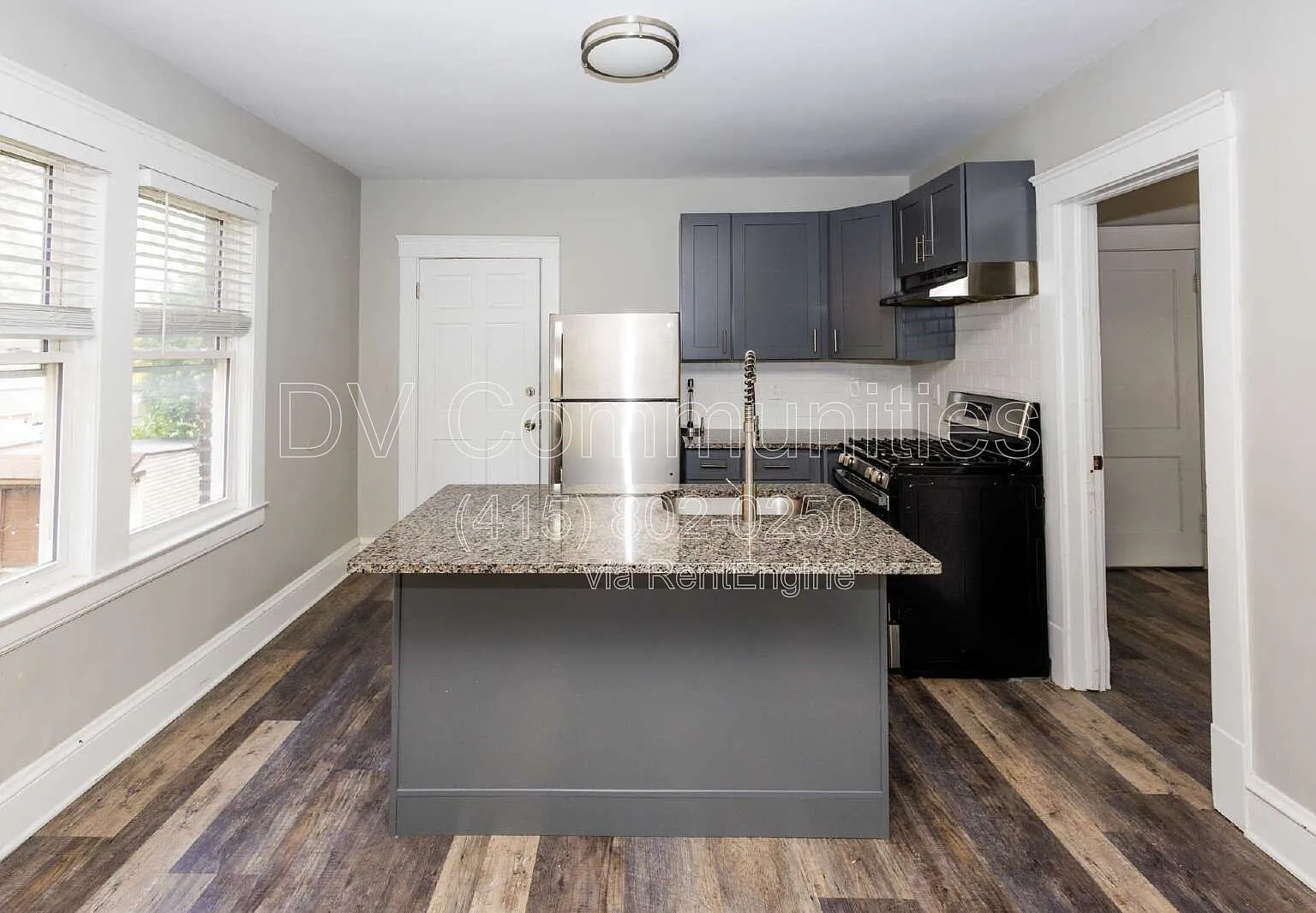 2 bed, 1.0 bath, 1250 sqft, $1,400 — Photo 4