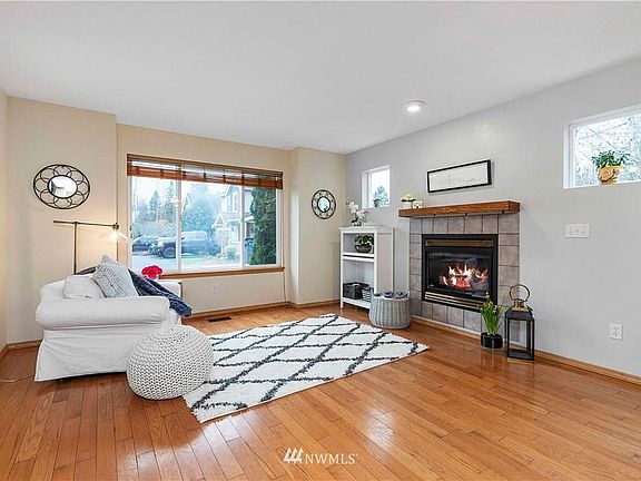 5th image of 1809 81st Ave NE