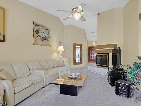 5th image of 805 Stillwater Ln