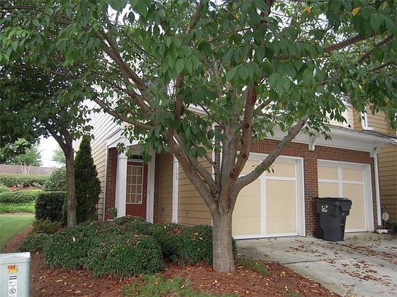 4th image of 1666 Granville Ct