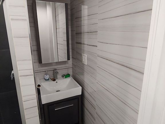 5th image of 312 E 106th St #8A