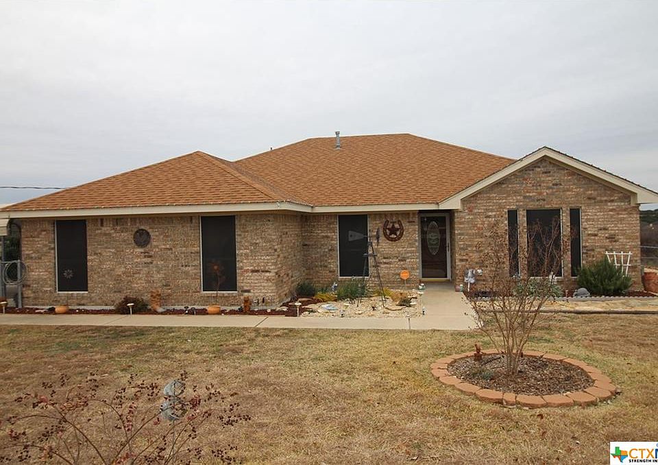 1st image of 1015 Bluebonnet Dr
