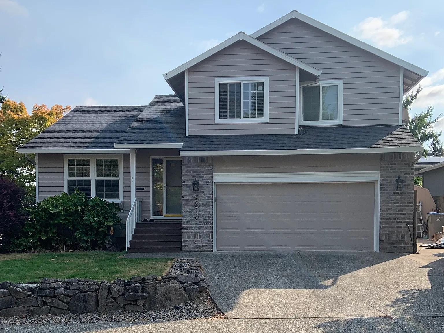 3 bed, 2.5 bath, 1577 sqft, $2,700 — Photo 1