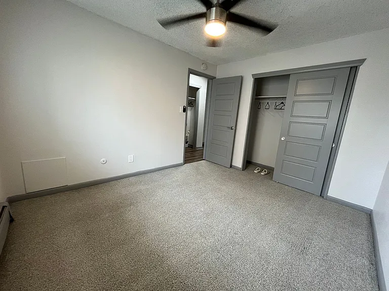 Windsong Apartments — Photo 15