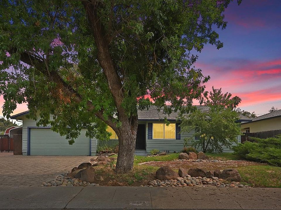 1st image of 2520 Gardena Ave