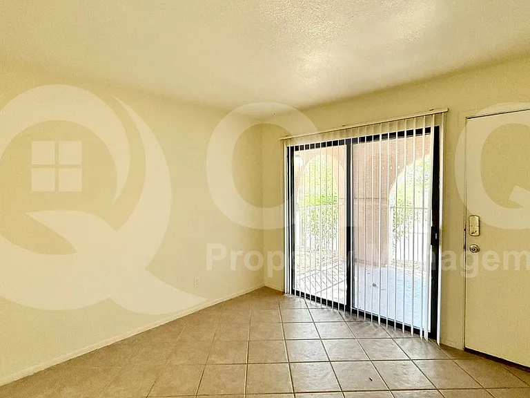 5757 W Eugie Ave #1013 — Photo 7