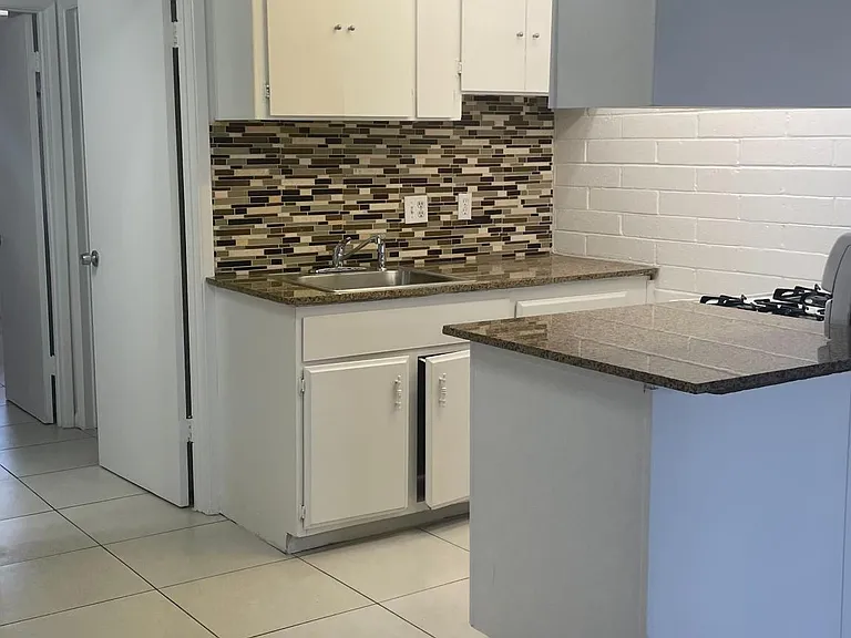 436 N Hl #G — Photo 2