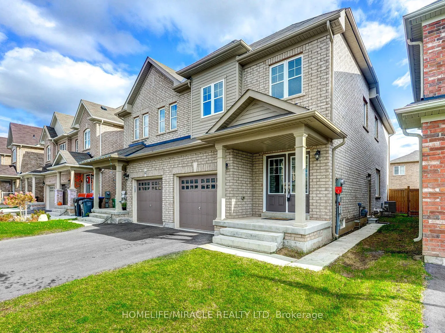 4 bed, $2,999 — Photo 2