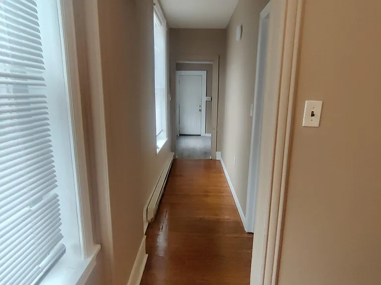 829 N 41st St #2 — Photo 10