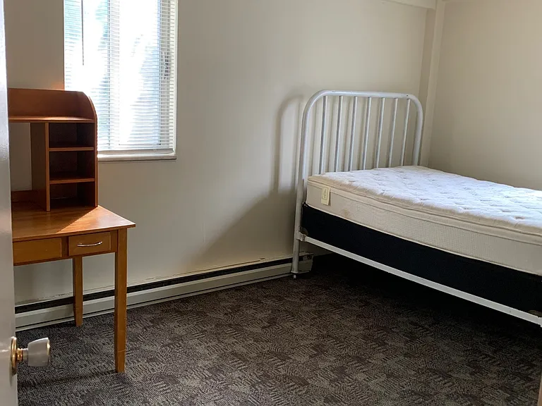 200 Highland Ave #101 — Photo 15