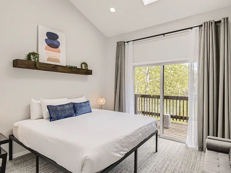 101 Hawn Dr — Photo 14