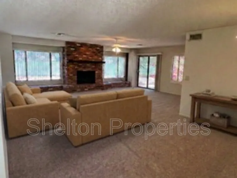 18942 N 96th Ln — Photo 20
