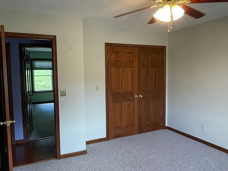 5233A Beechcrest Dr — Photo 11