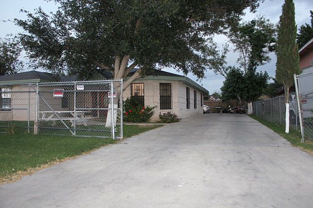 1st image of 600 Tierra Linda Blvd