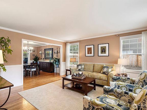 4th image of 15020 225th Avenue NE