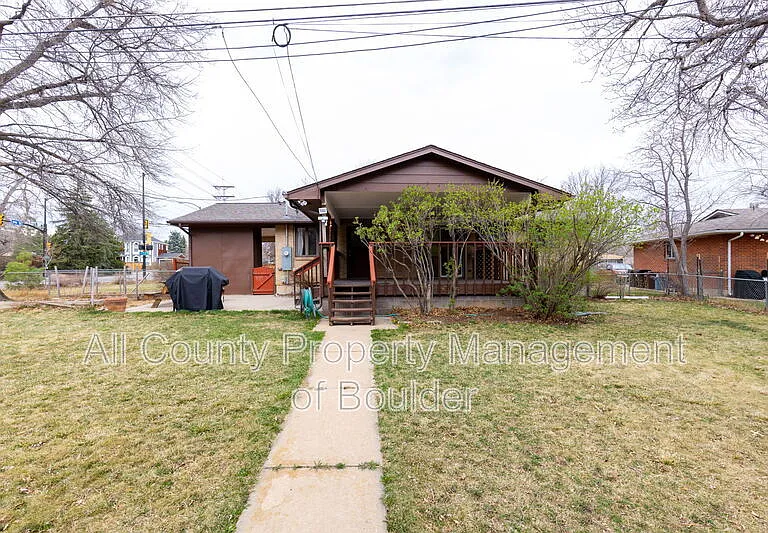 1980 Floral Dr — Photo 31