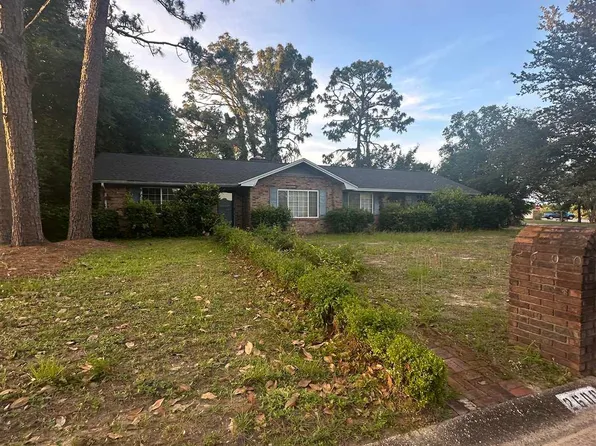 2600 Hallmark Dr, Pensacola, FL 32503