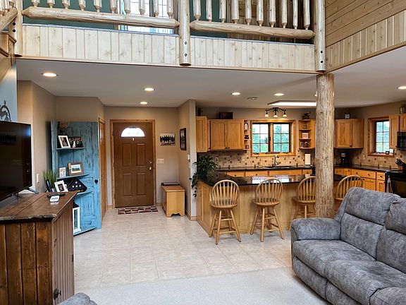 5th image of 10331 W Mills Rd