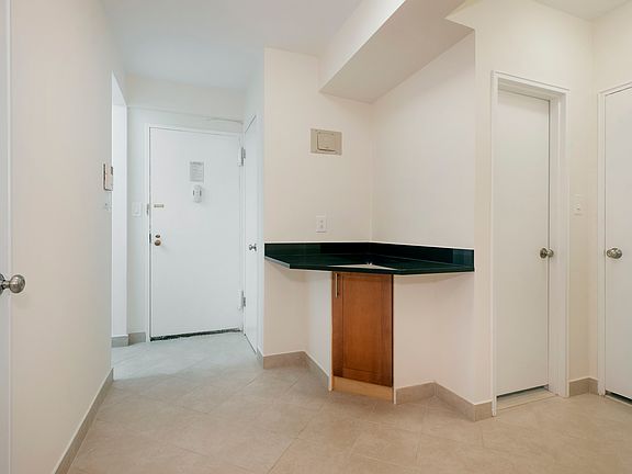 4th image of 40 E 89th St APT 10F