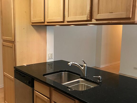5th image of 709 Strom Dr APT 104