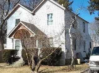 44-46 Devine Ave, Syosset, NY 11791