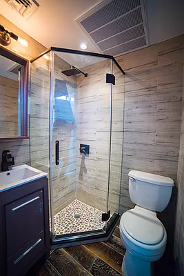 Rented by Lang Realty LLC | media 66