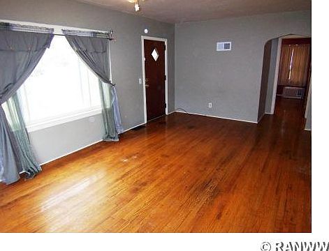 4th image of 3744 Seymour Road