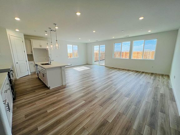 3rd image of 1761 Lacey Ave