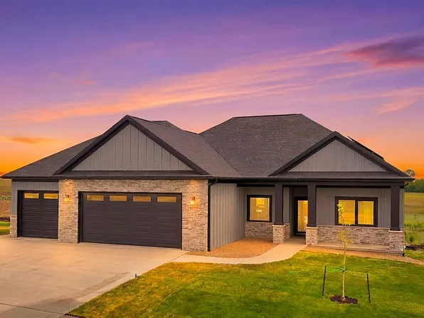 250 Howard Ave NW, Swisher, IA 52338